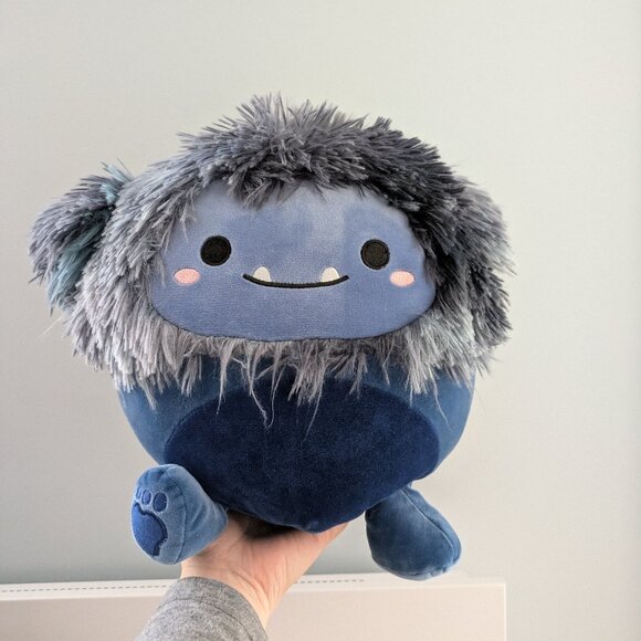 11” Squishmallow Blue Bigfoot Dani - Picture 1 of 6
